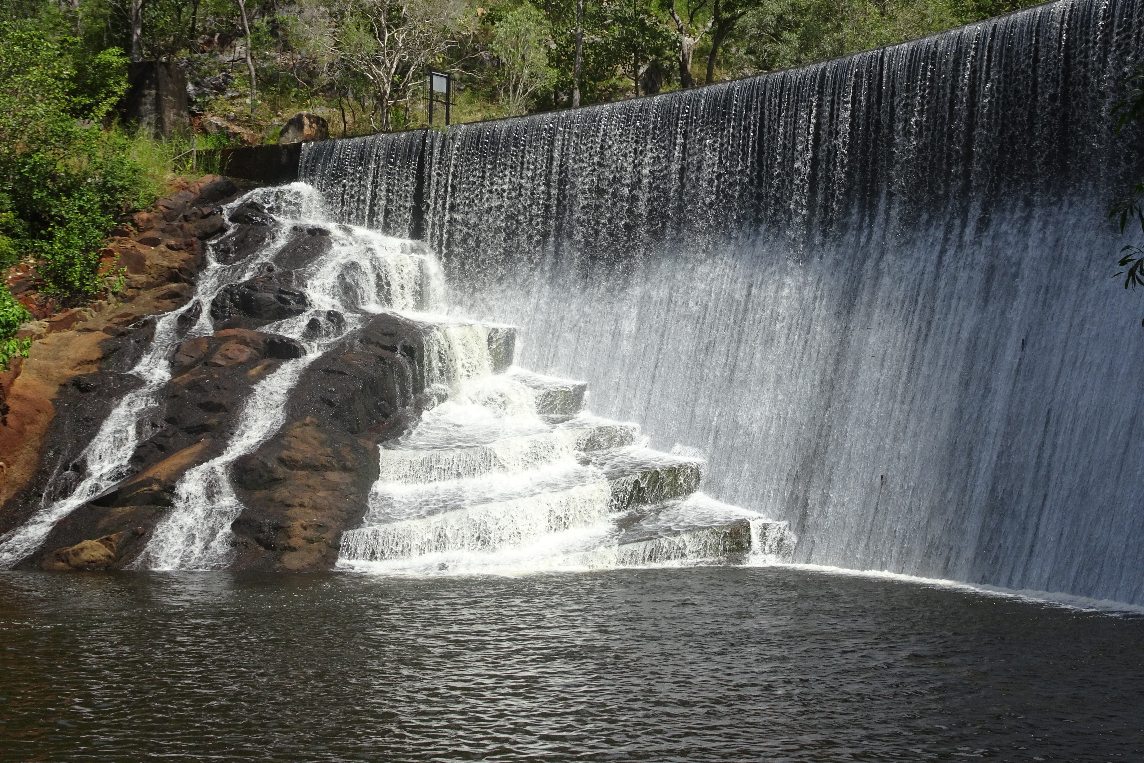 Manton Dam Wall (3)